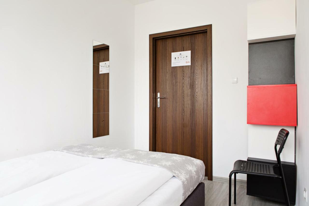 Foto Hostel Lublin Bagian luar foto
